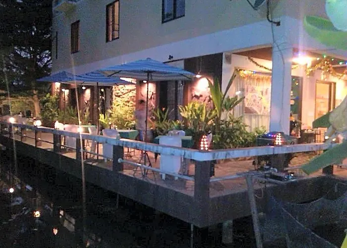 Phurahong Homestay Bangkok