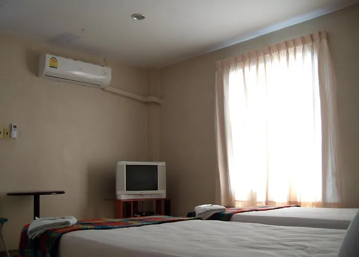 Phurahong Homestay *